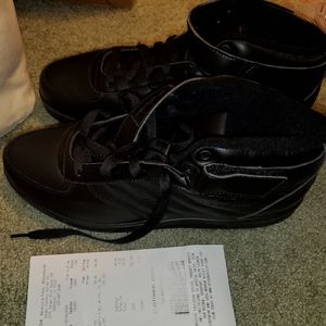 Mens shoe